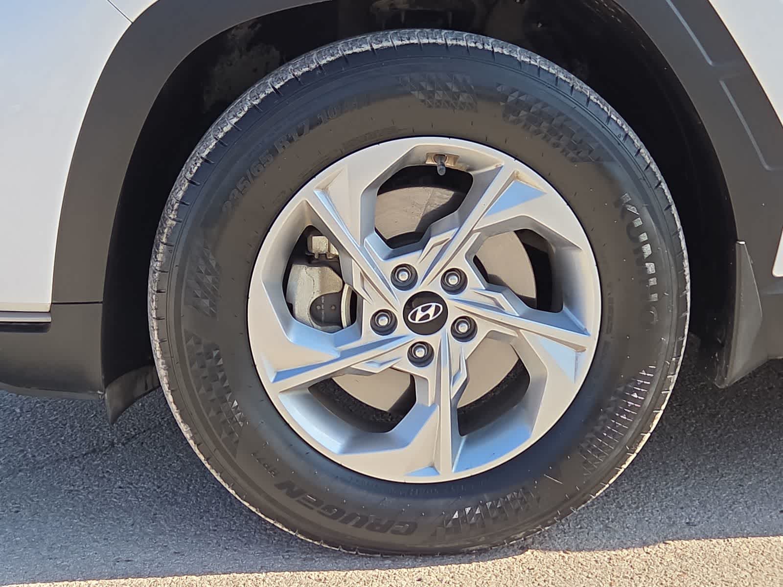 2024 Hyundai TUCSON SE