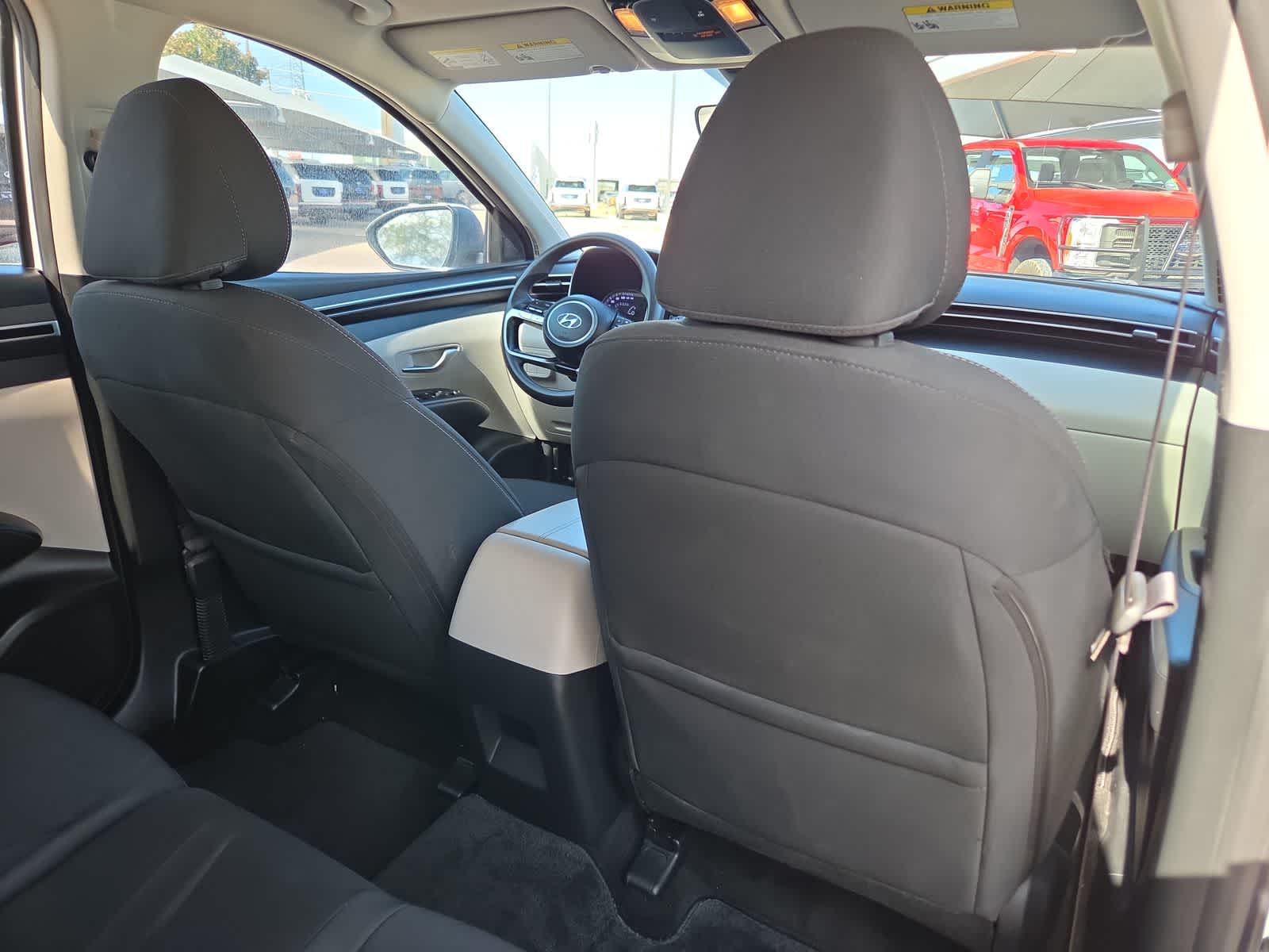 2024 Hyundai TUCSON SE