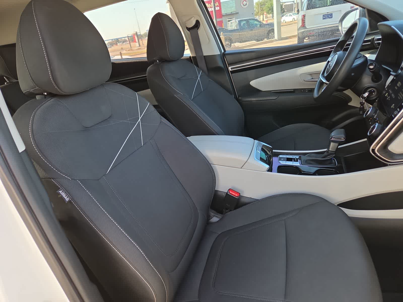 2024 Hyundai TUCSON SE