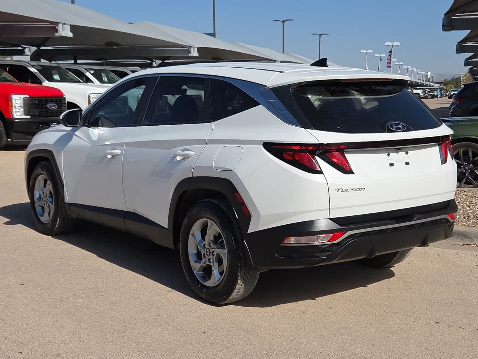 2024 Hyundai TUCSON SE