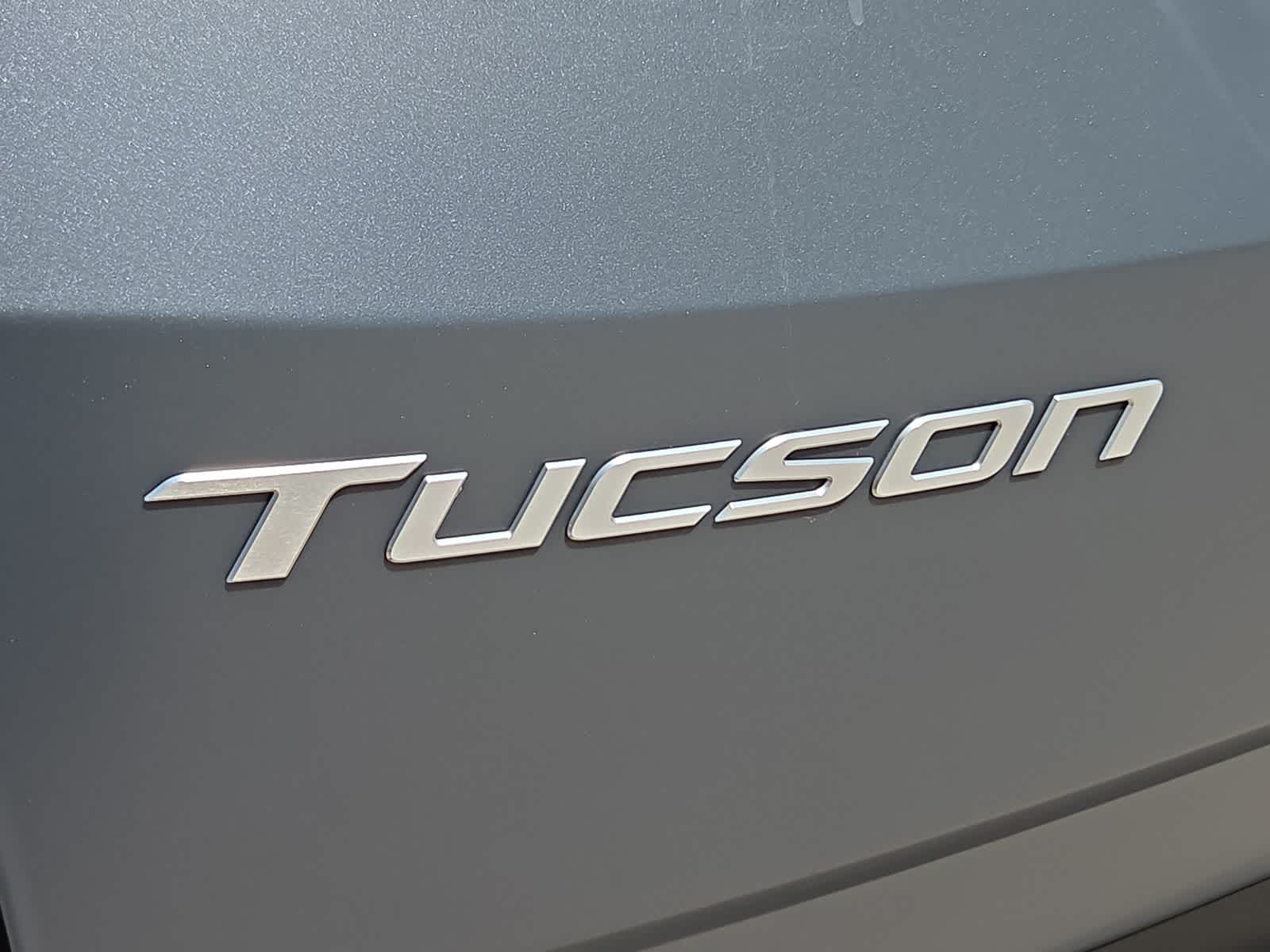 2025 Hyundai TUCSON SE