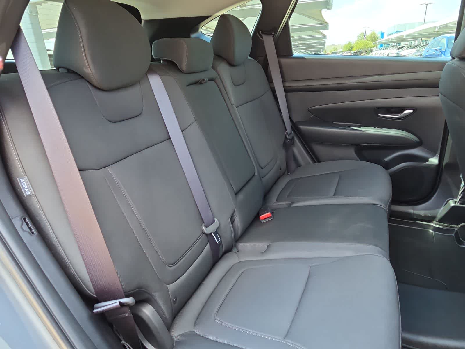 2025 Hyundai TUCSON SE