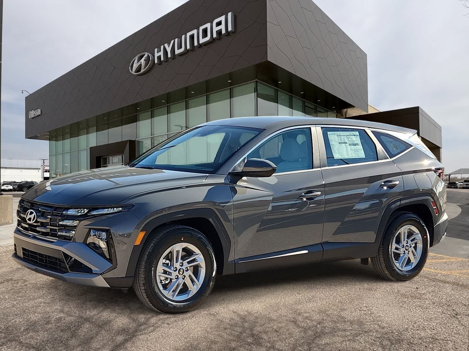 2026 Hyundai TUCSON SE