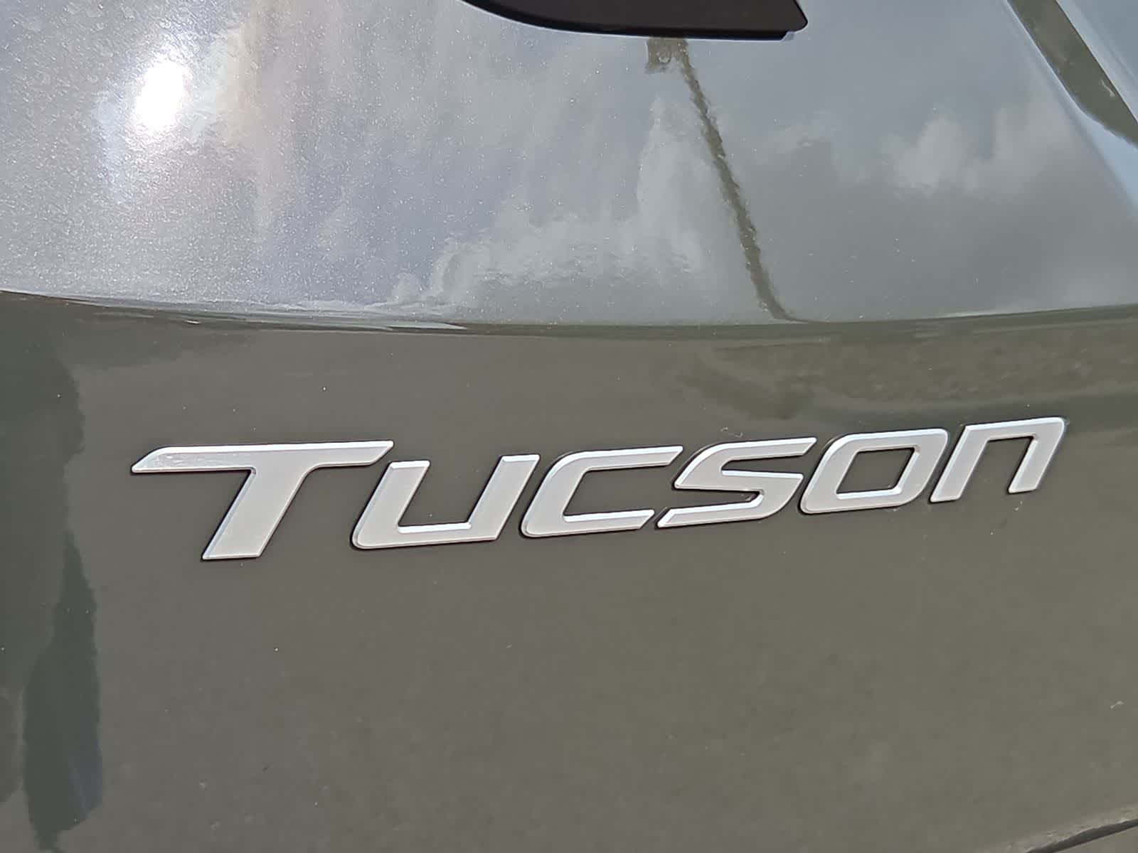 2026 Hyundai TUCSON SE