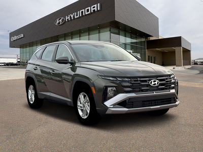 2026 Hyundai TUCSON SE