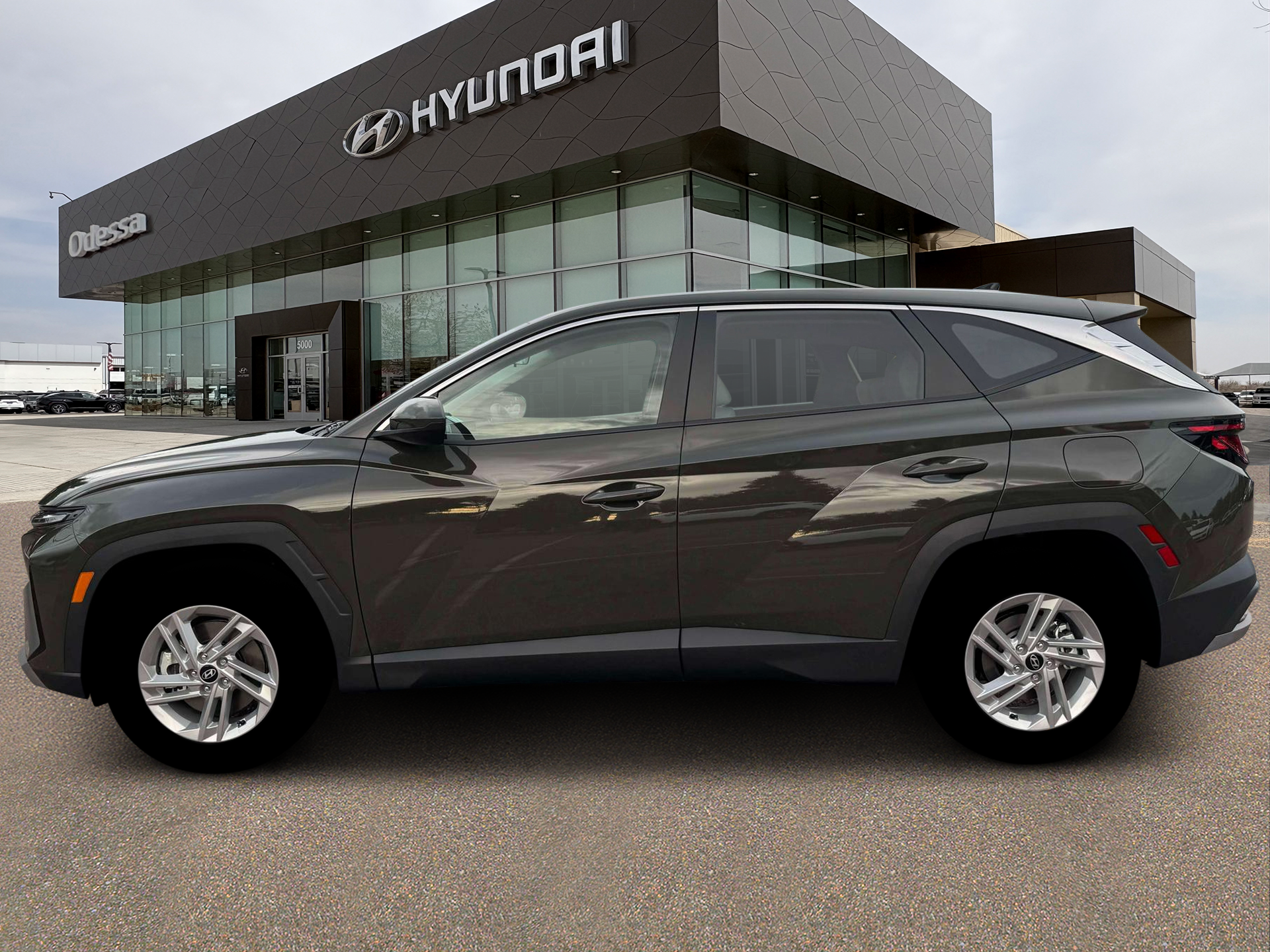 2026 Hyundai TUCSON SE