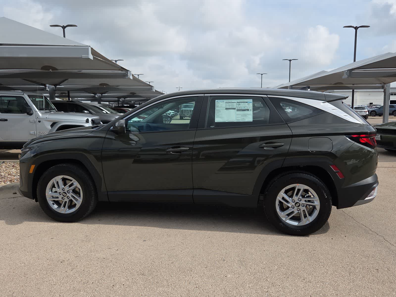 2026 Hyundai TUCSON SE
