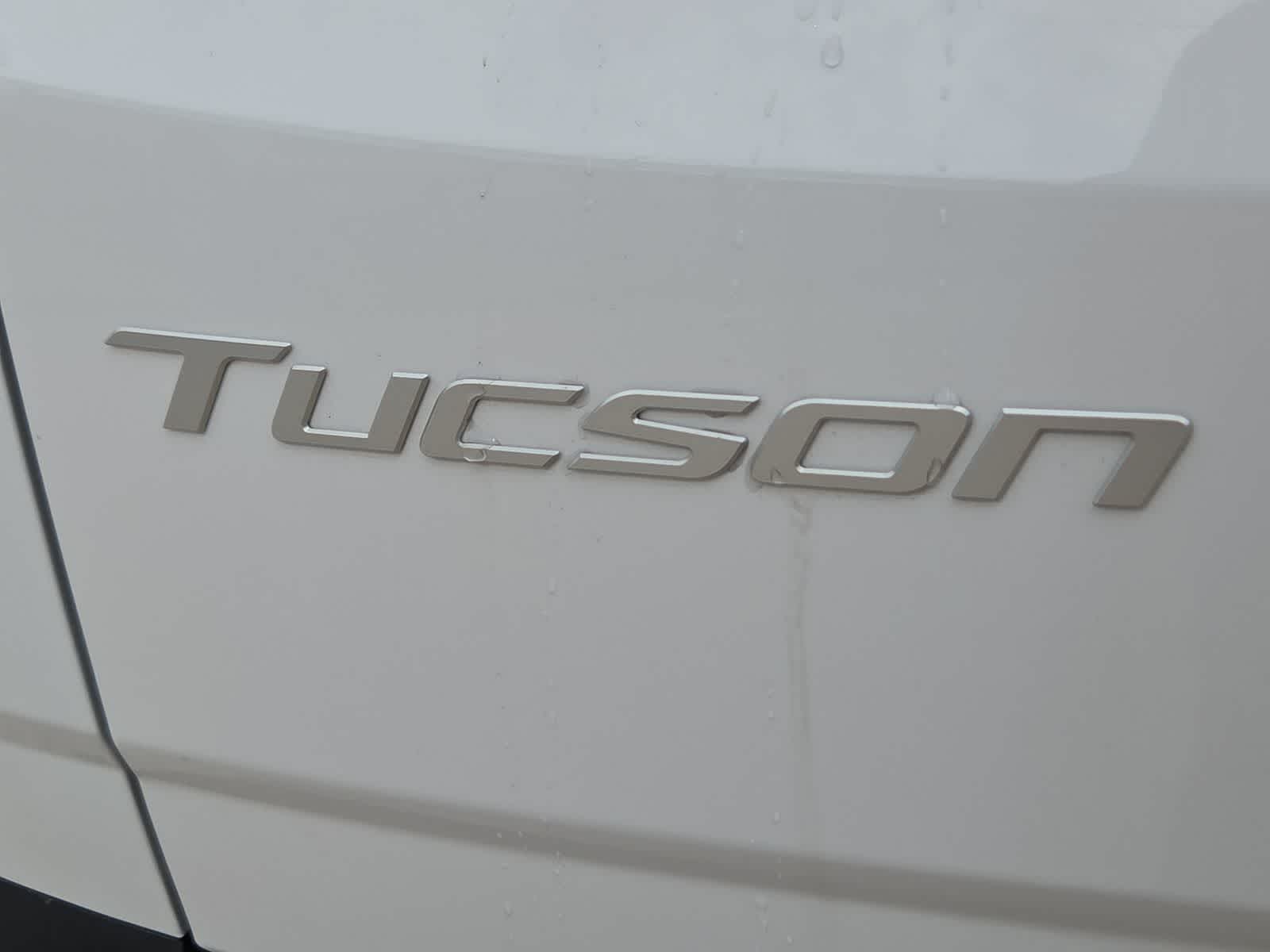 2025 Hyundai TUCSON SE
