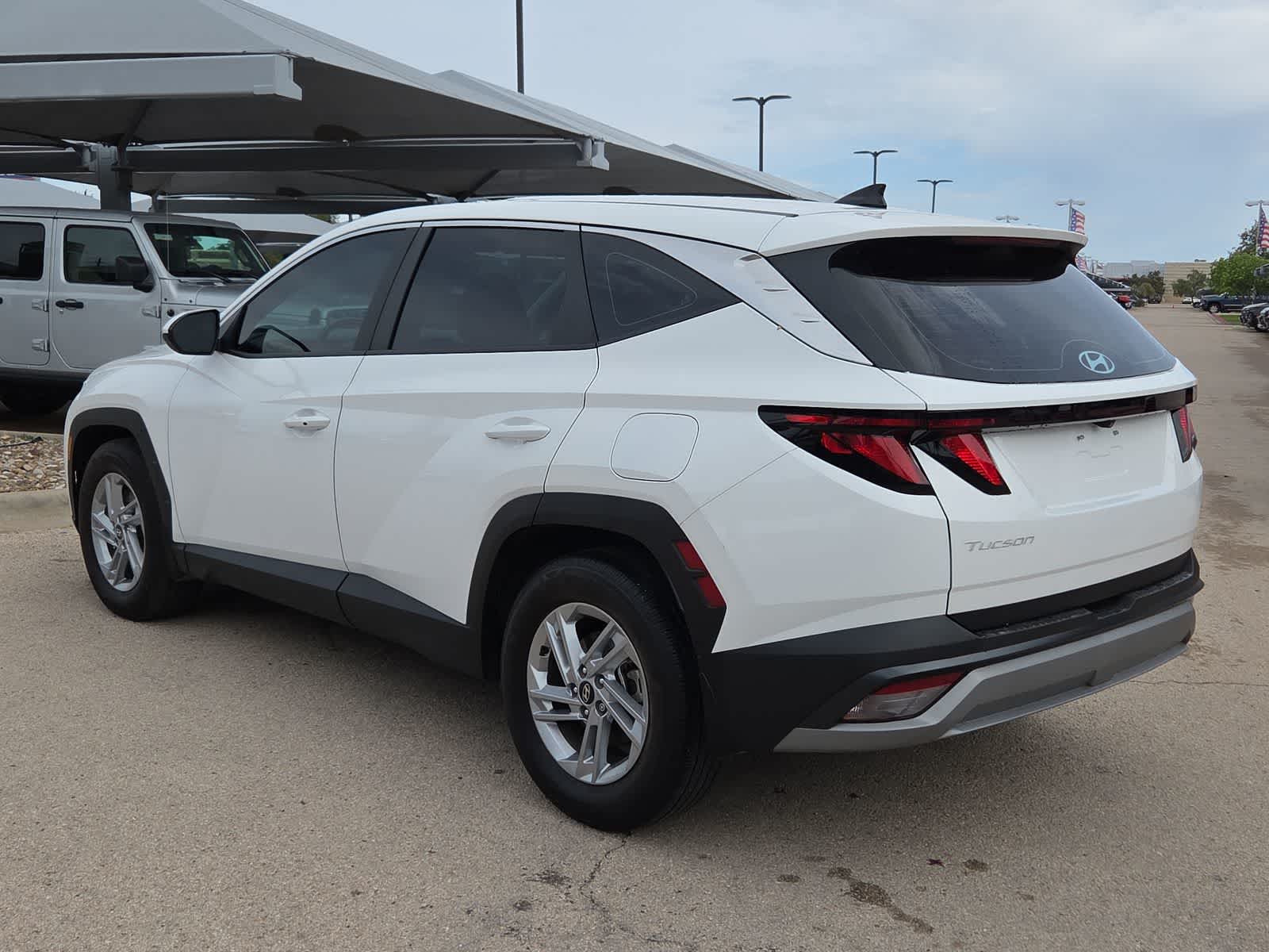 2025 Hyundai TUCSON SE