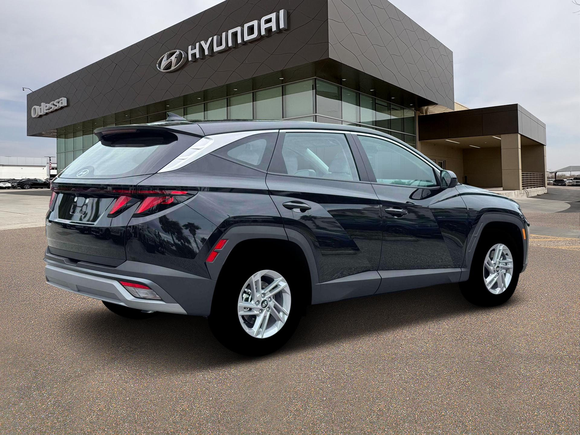 2026 Hyundai TUCSON SE
