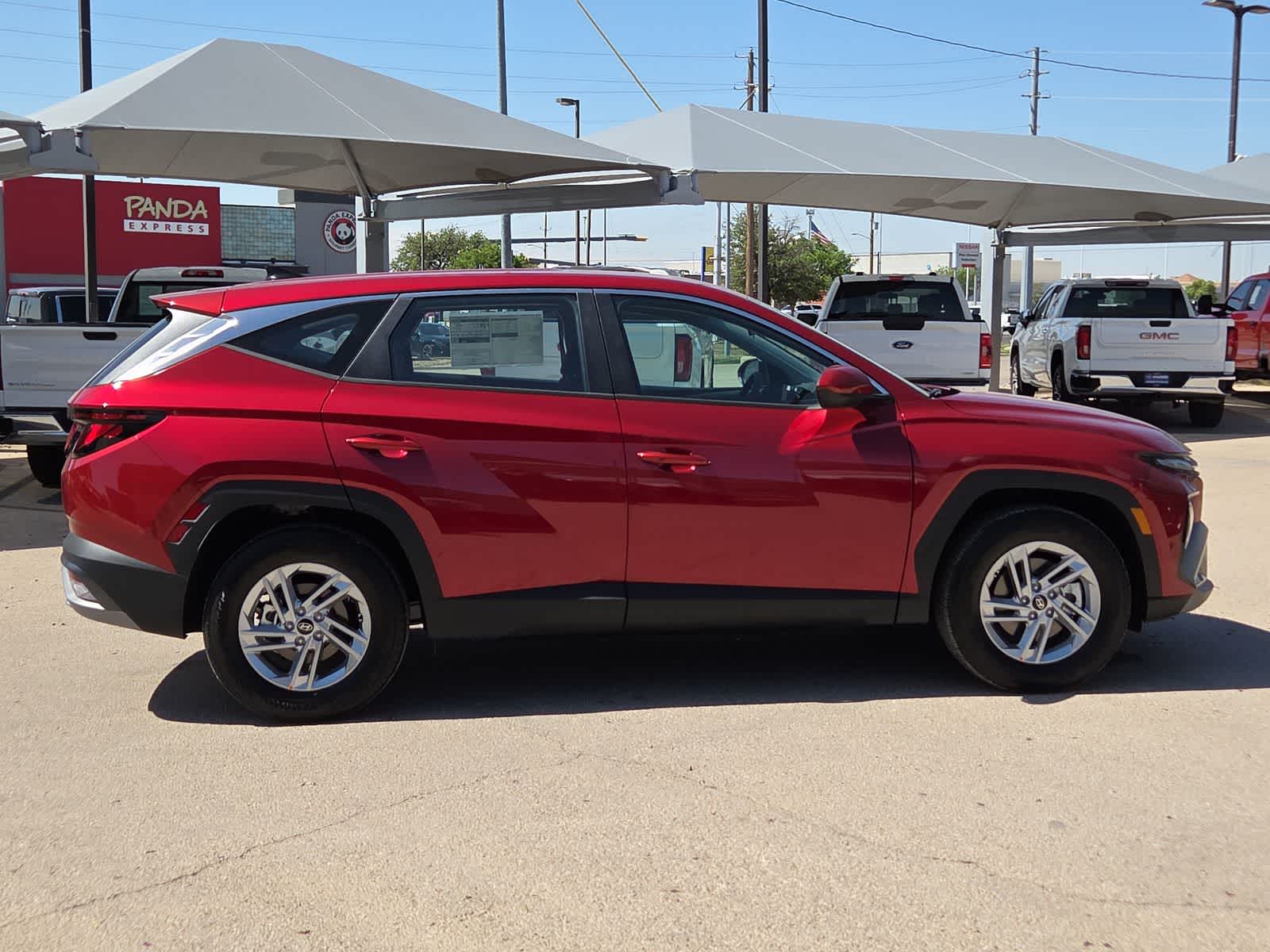 2026 Hyundai TUCSON SE