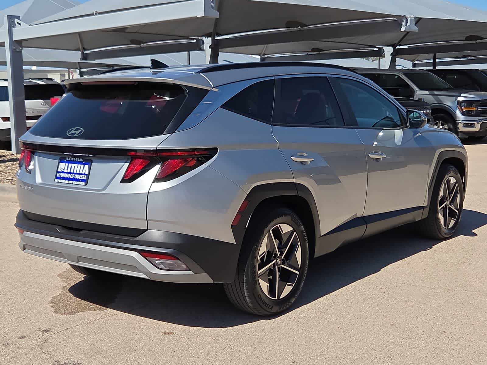 2025 Hyundai TUCSON SEL