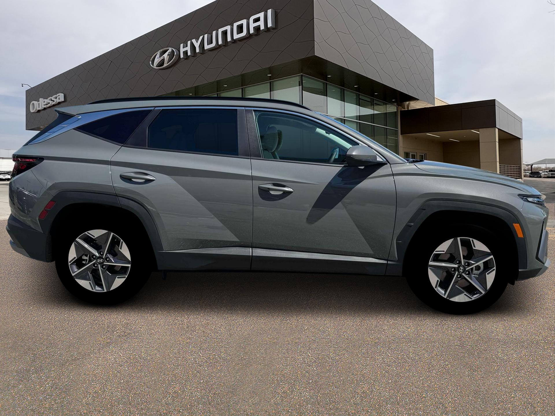 2026 Hyundai TUCSON SEL Plus