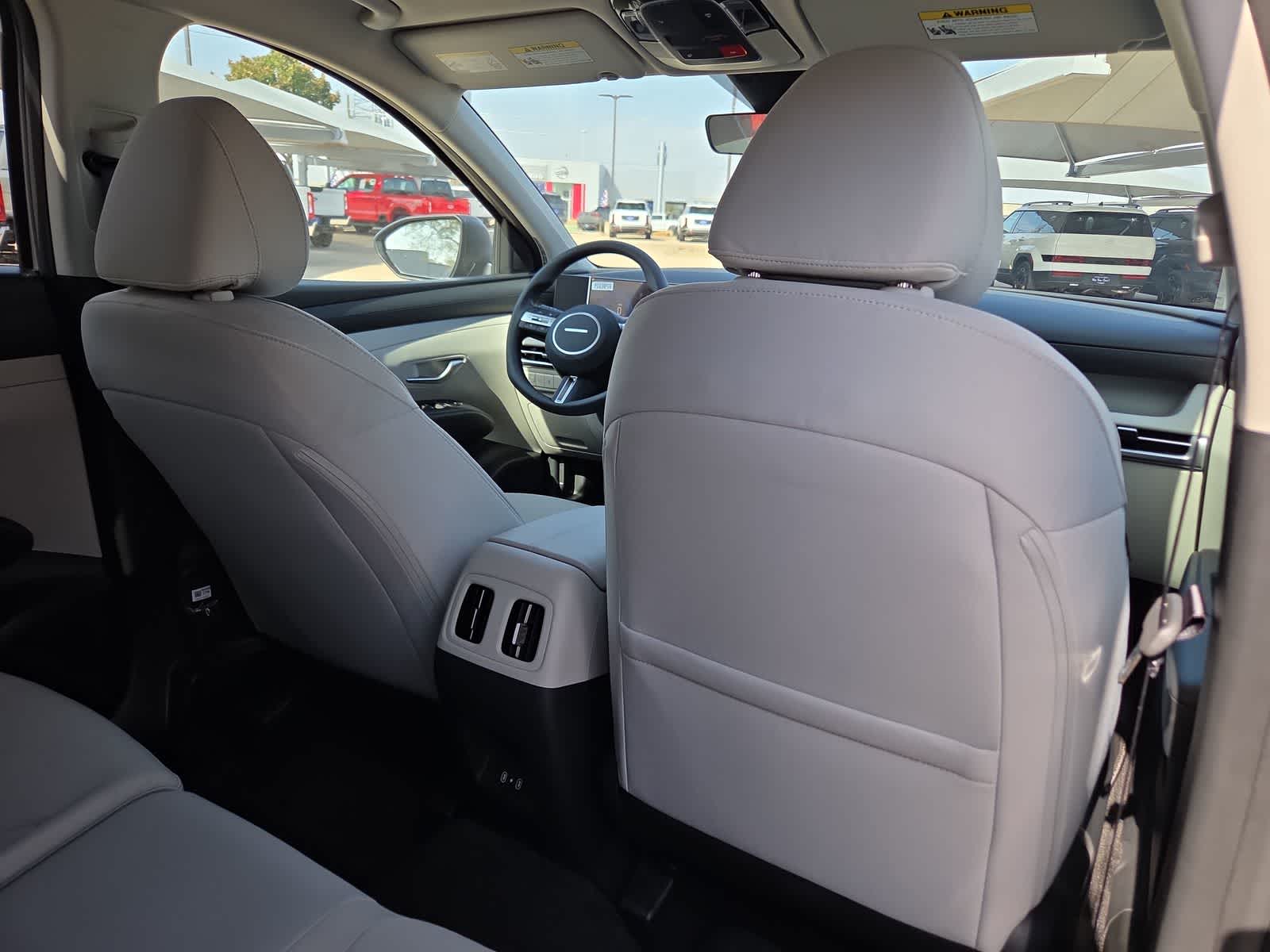 2026 Hyundai TUCSON SEL