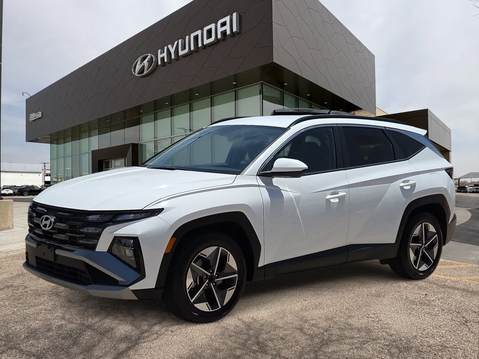 2025 Hyundai TUCSON SEL