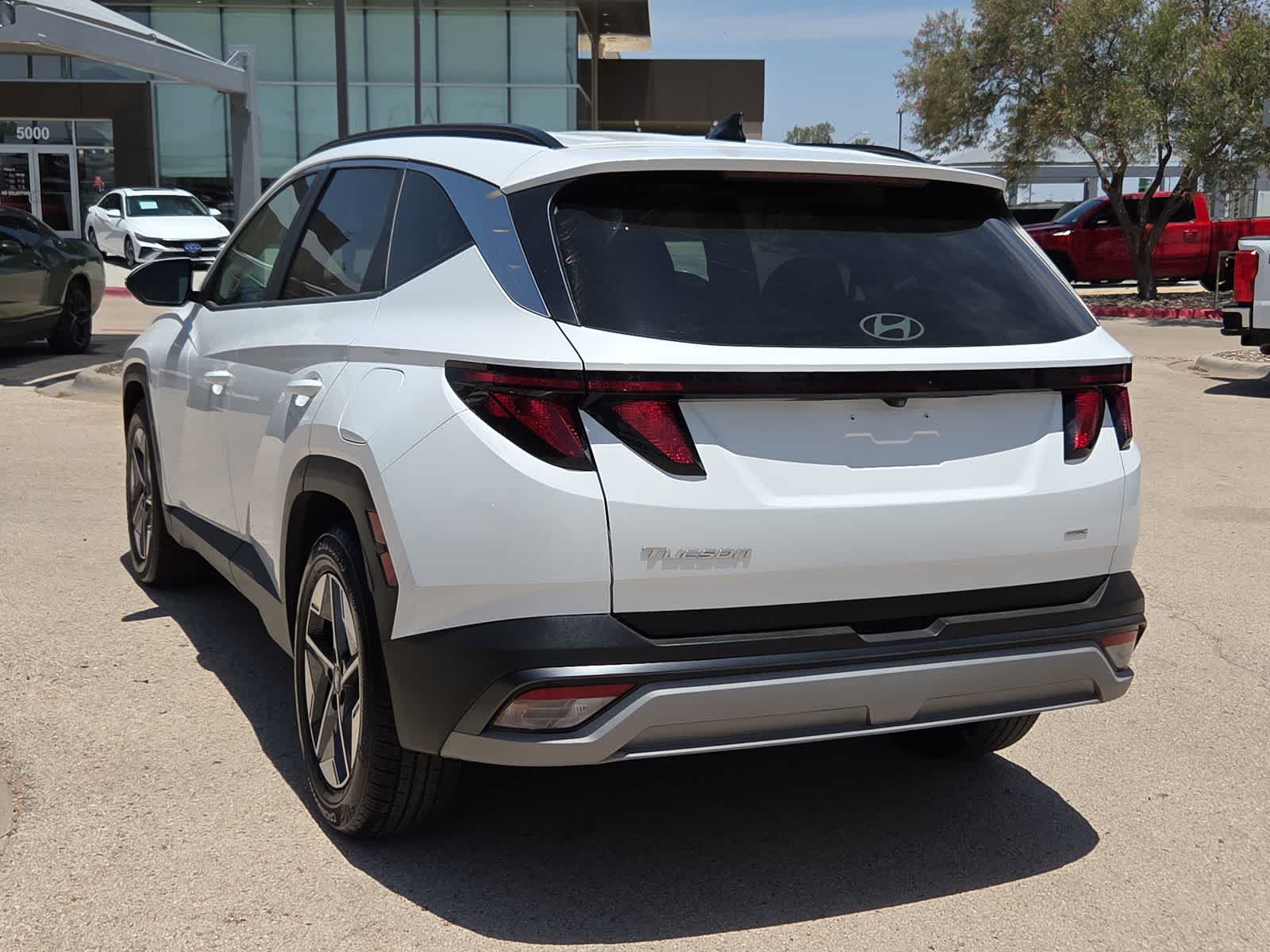 2025 Hyundai TUCSON SEL