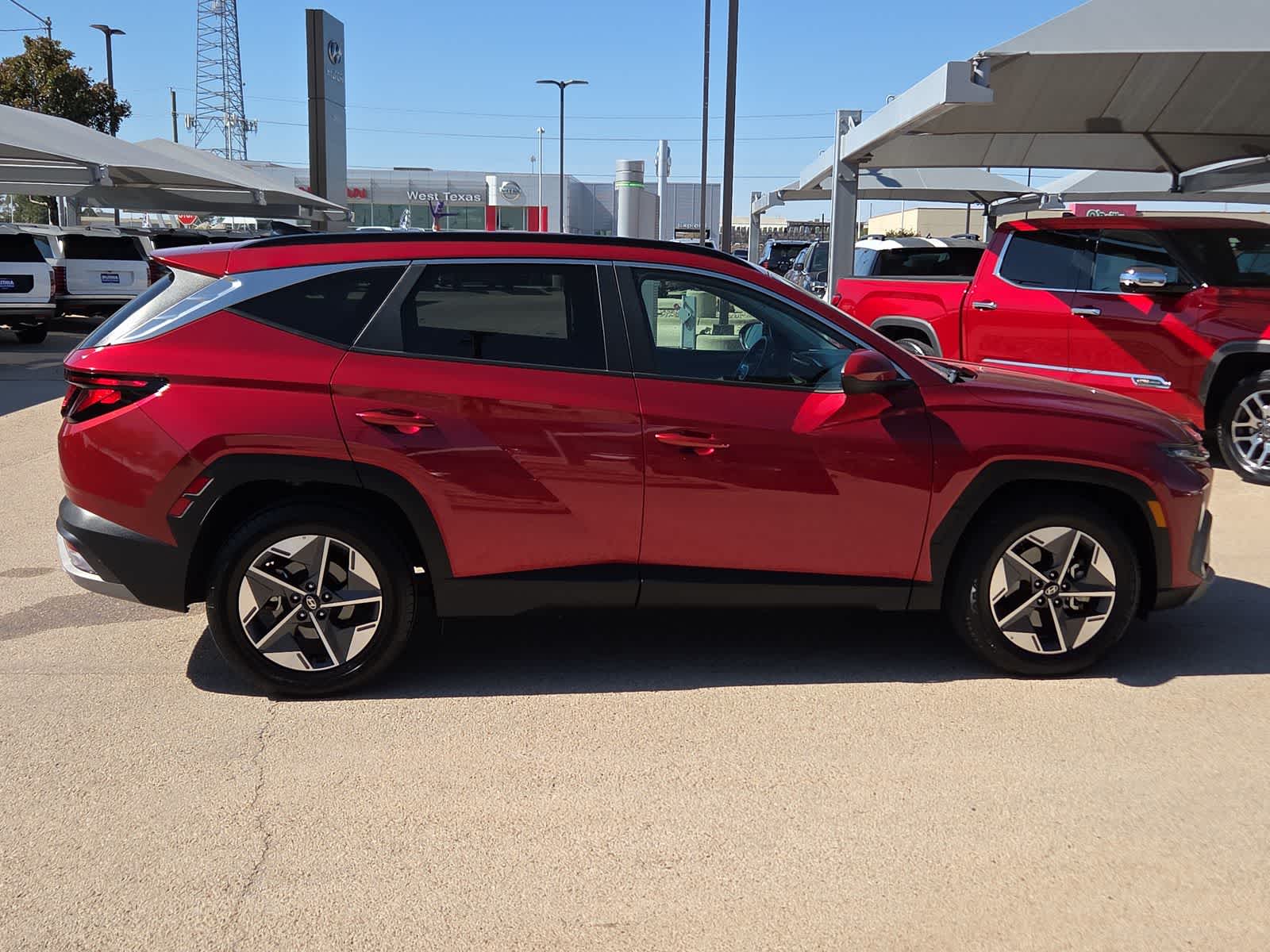 2025 Hyundai TUCSON SEL