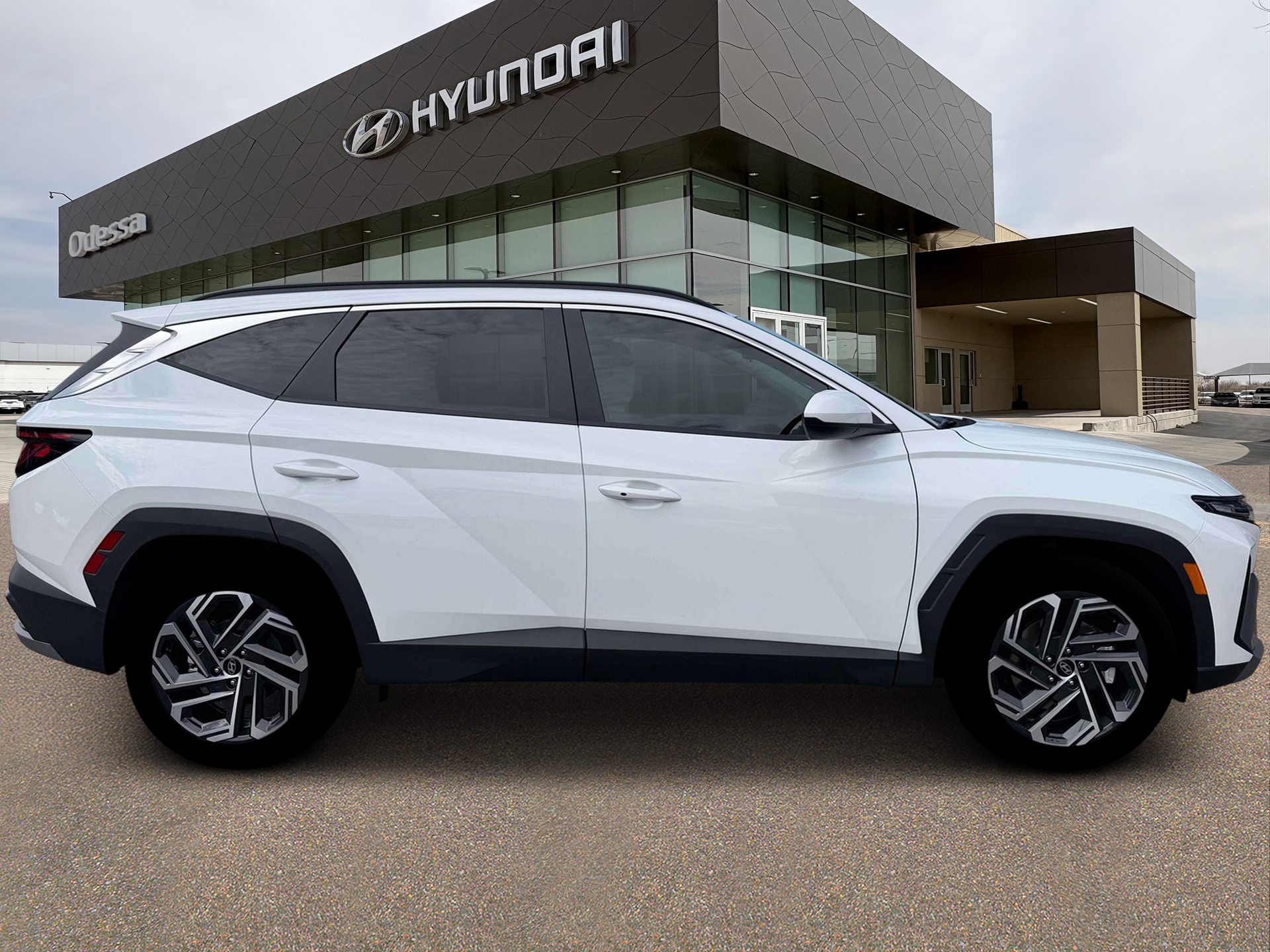 2026 Hyundai TUCSON SEL Plus