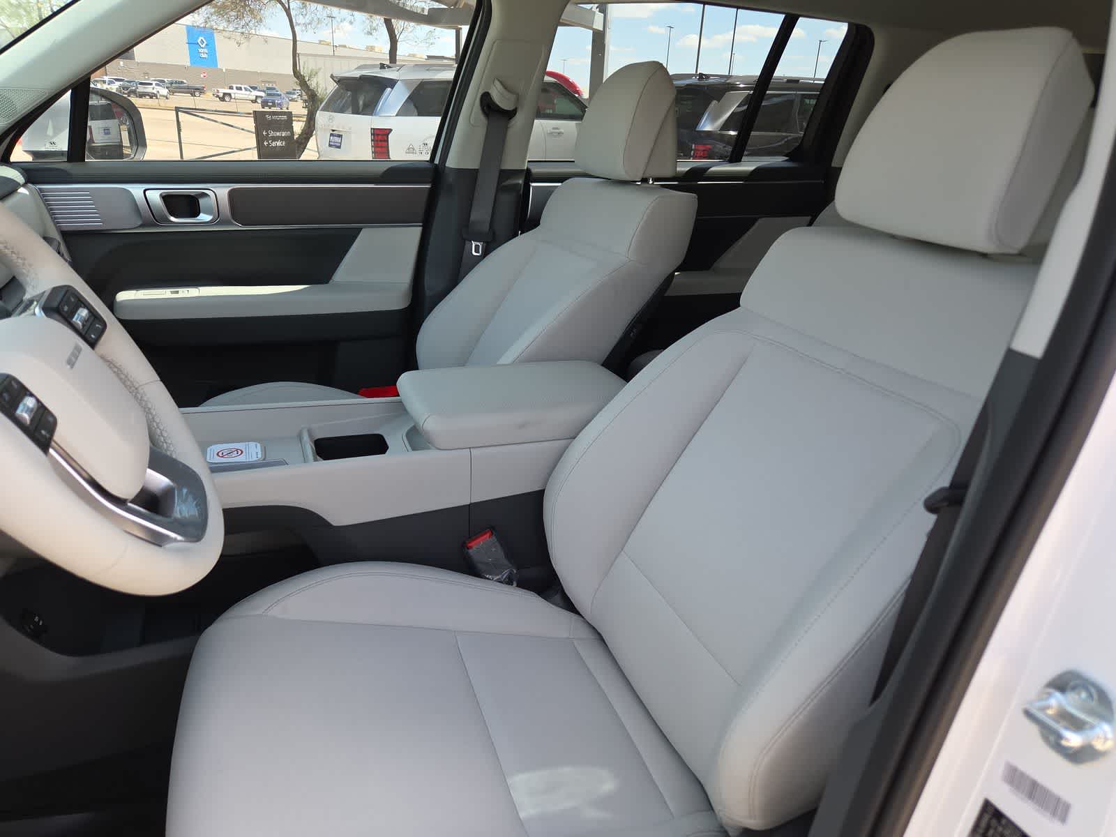 2027 Hyundai SANTA FE SE