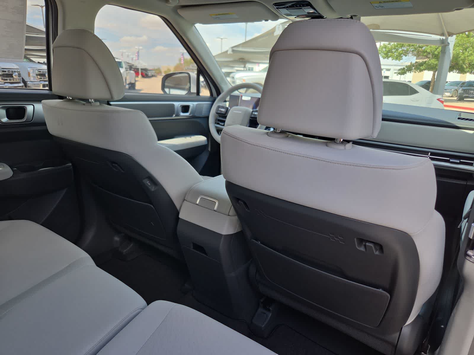 2027 Hyundai SANTA FE SE