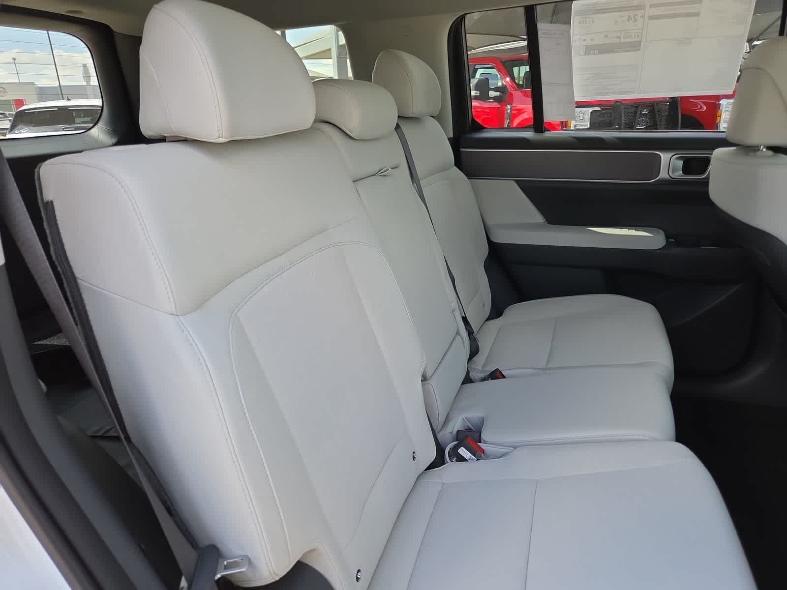 2027 Hyundai SANTA FE SE