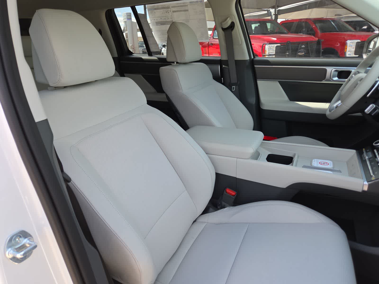 2027 Hyundai SANTA FE SE