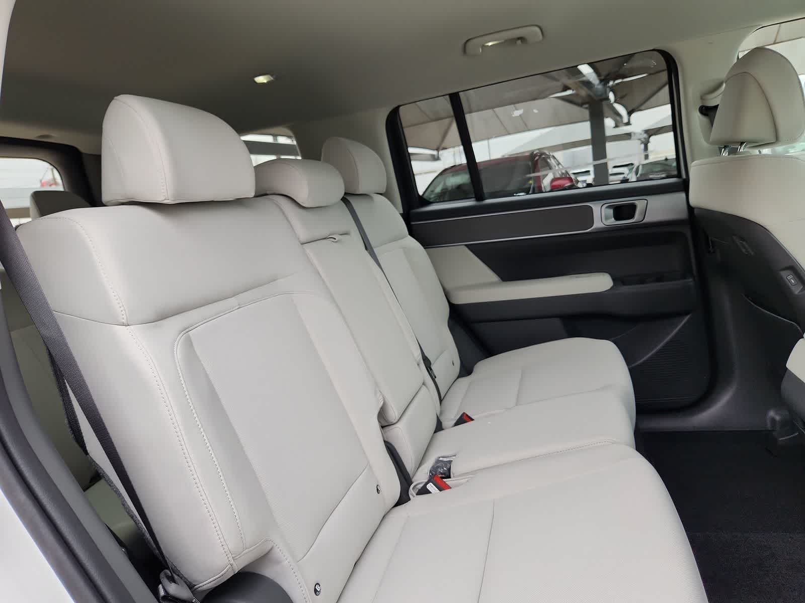 2026 Hyundai SANTA FE SE