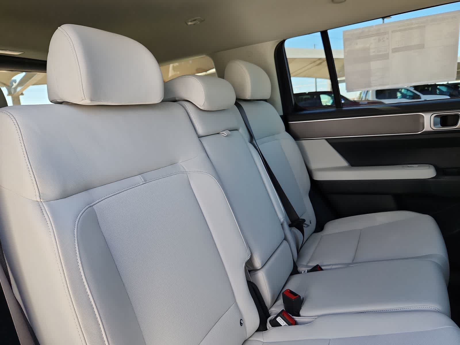 2026 Hyundai SANTA FE SE