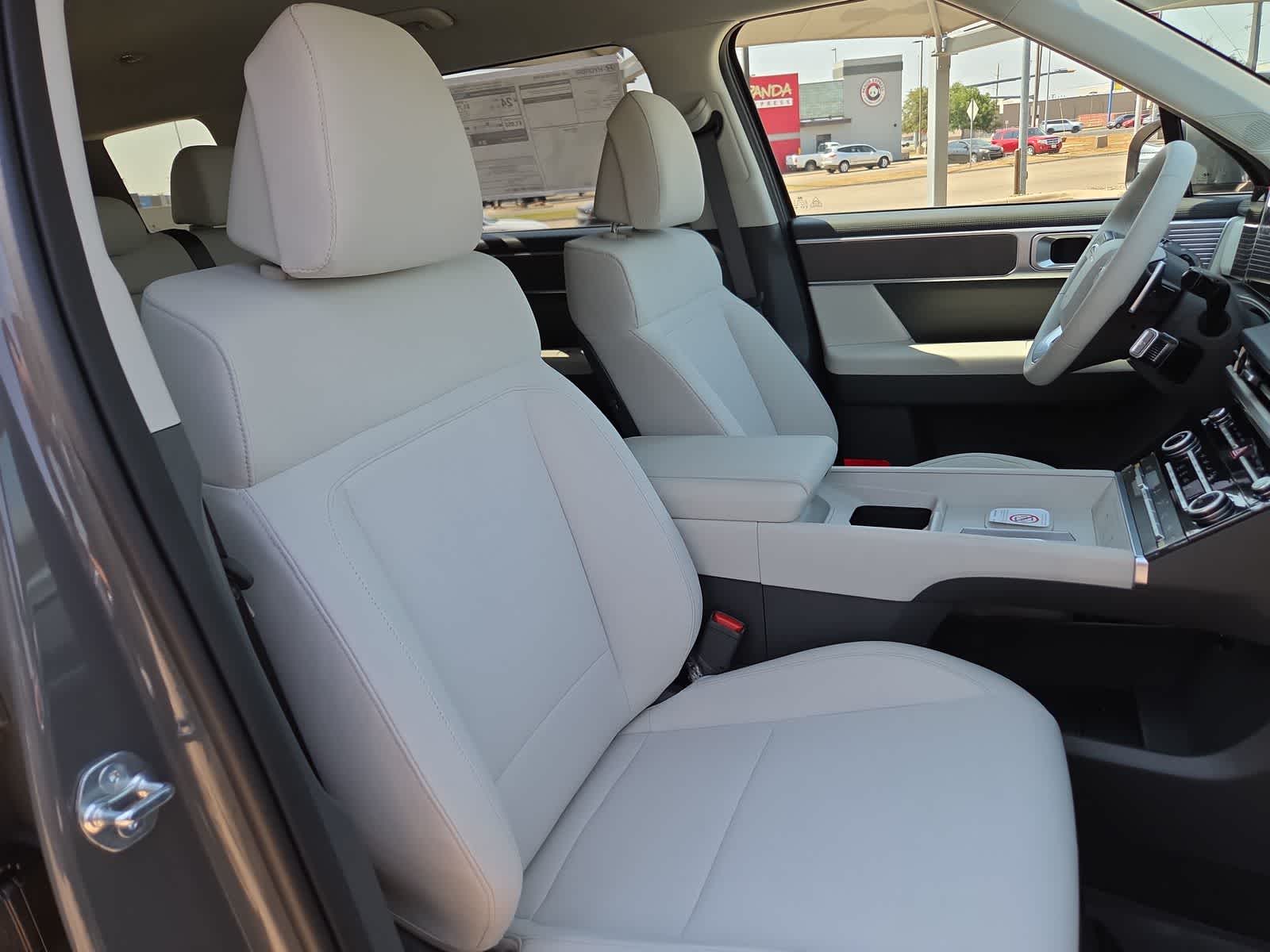 2027 Hyundai SANTA FE SE