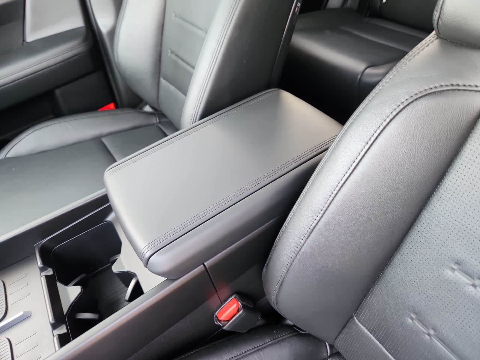 2024 Hyundai SANTA FE HYBRID Limited