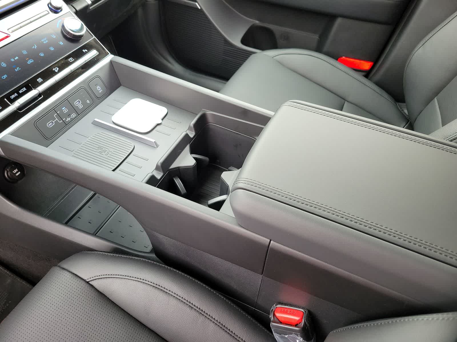 2025 Hyundai SANTA FE HYBRID Limited