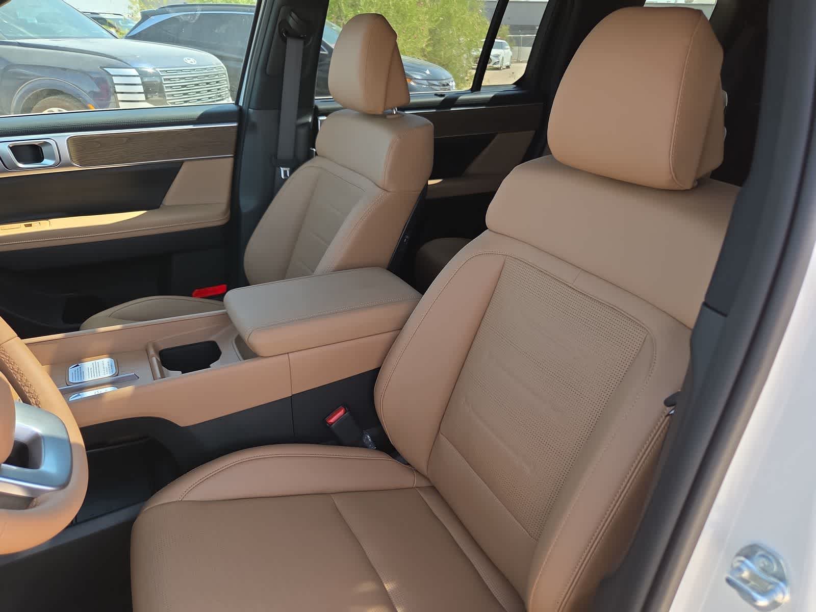 2027 Hyundai SANTA FE Limited 6P