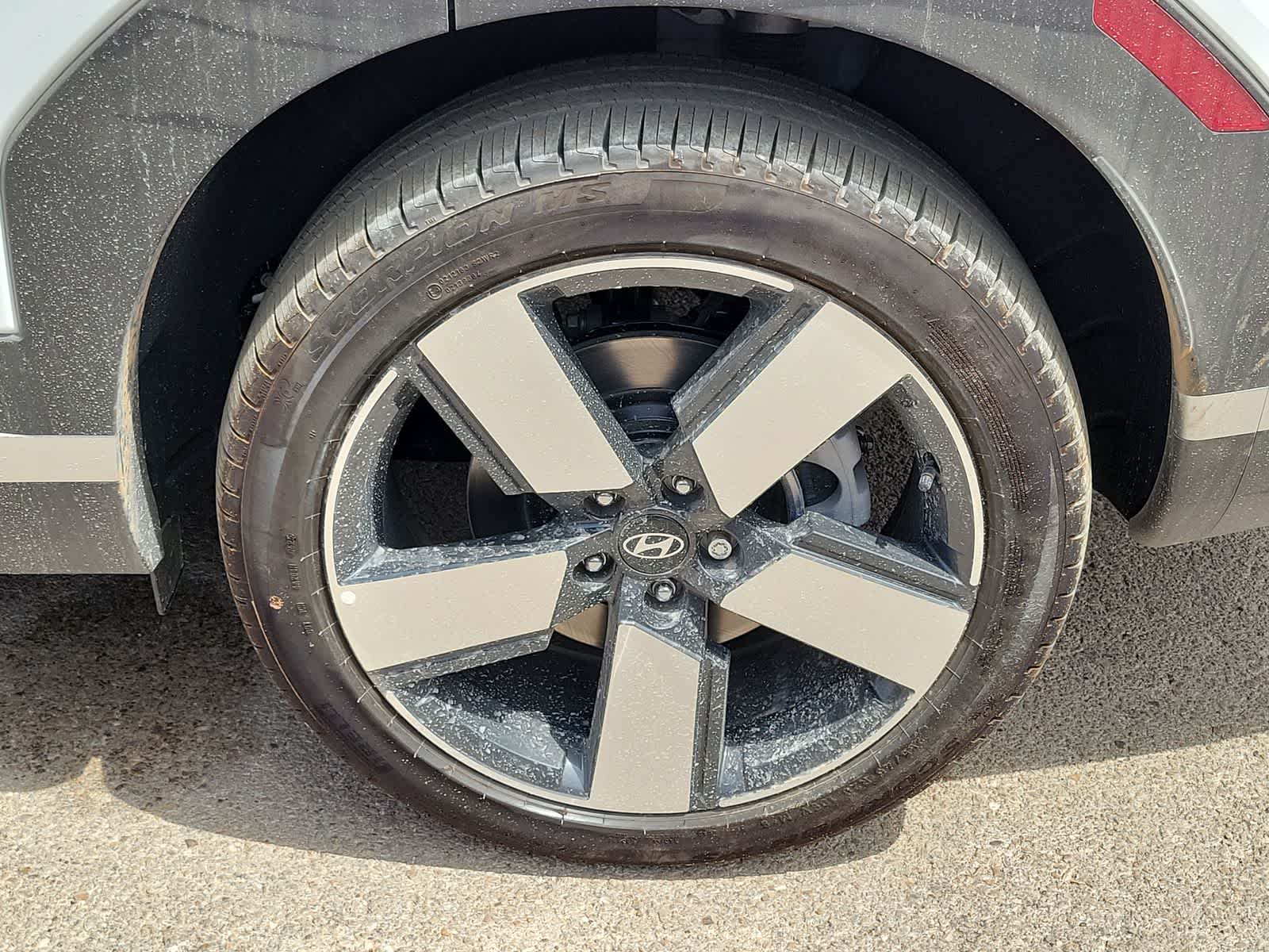 2025 Hyundai SANTA FE Limited