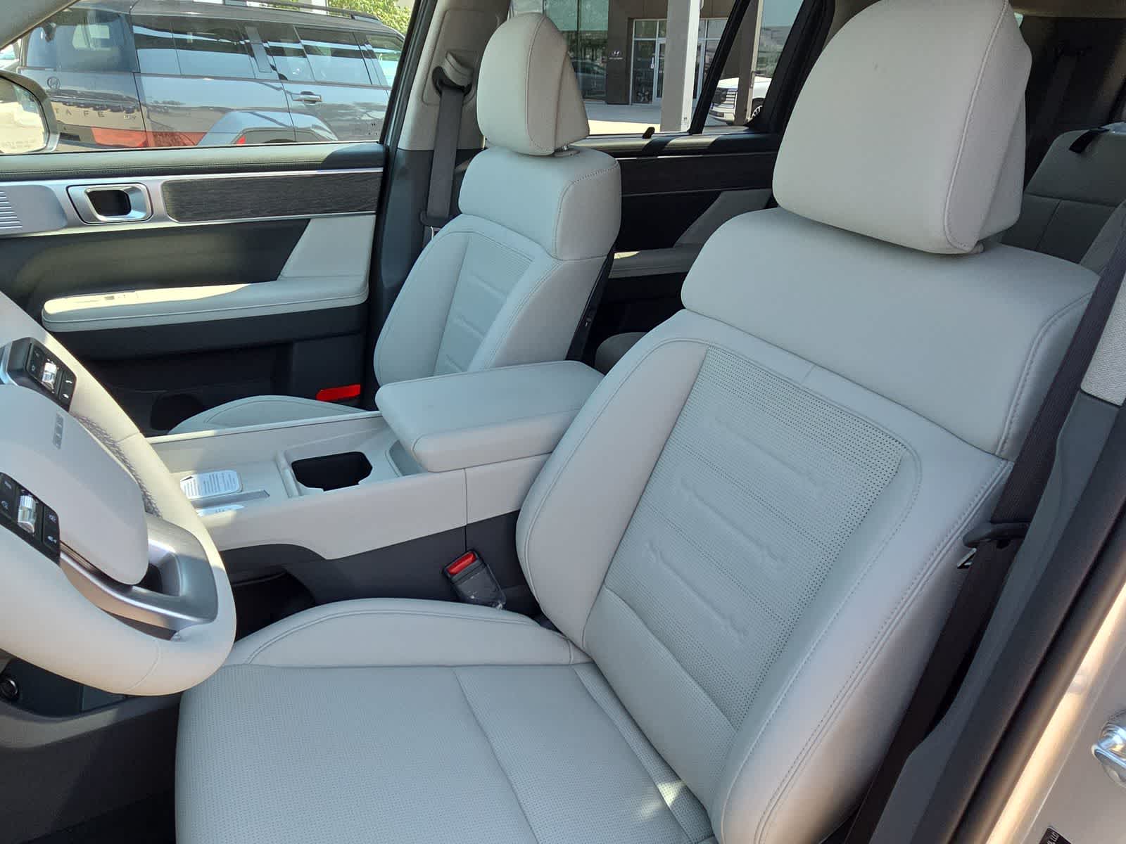 2027 Hyundai SANTA FE Limited 6P