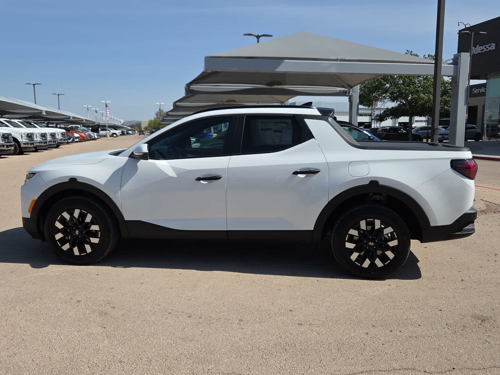 2026 Hyundai SANTA CRUZ SEL Activity