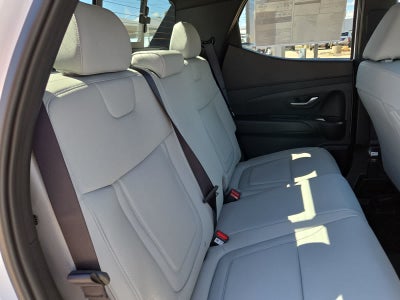 2027 Hyundai SANTA CRUZ SEL Activity