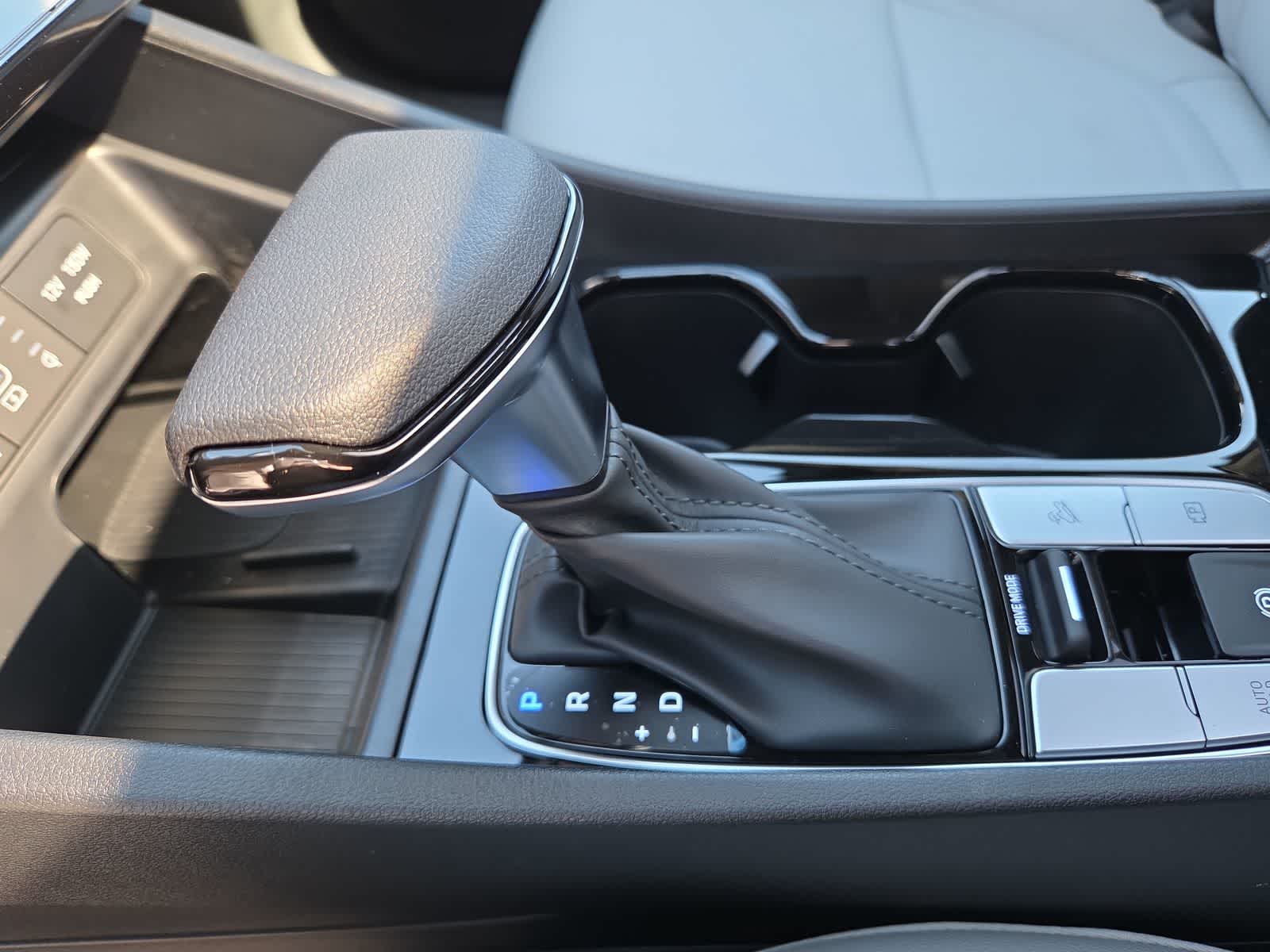 2027 Hyundai SANTA CRUZ SEL Activity