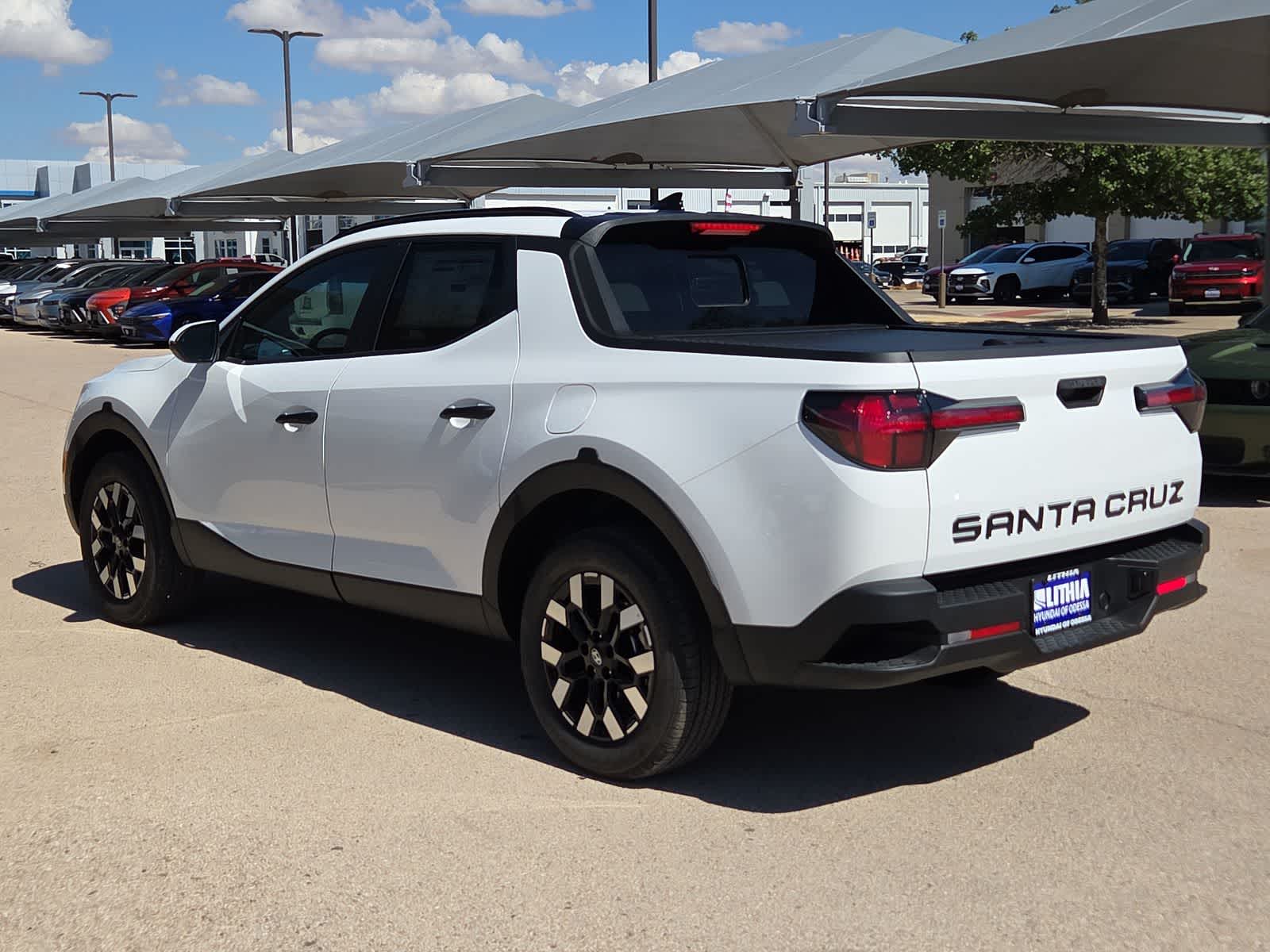 2027 Hyundai SANTA CRUZ SEL Activity