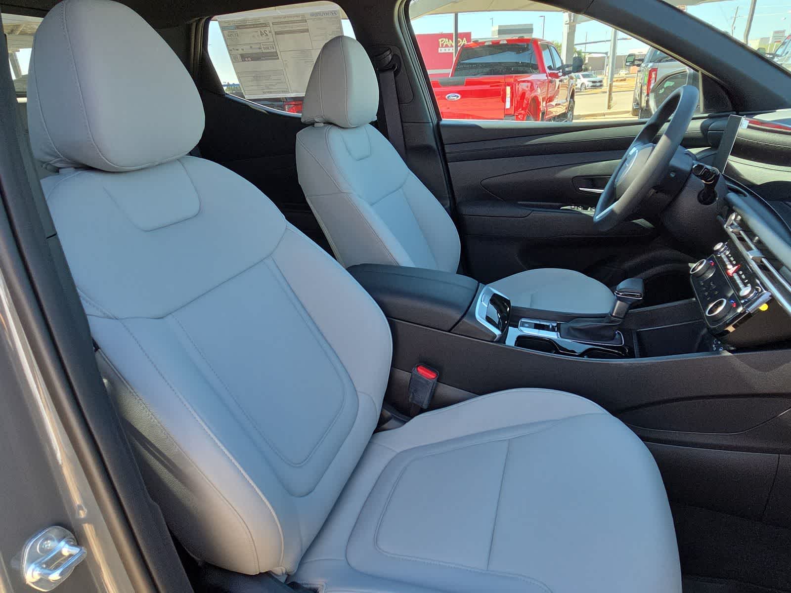 2027 Hyundai SANTA CRUZ SEL Activity