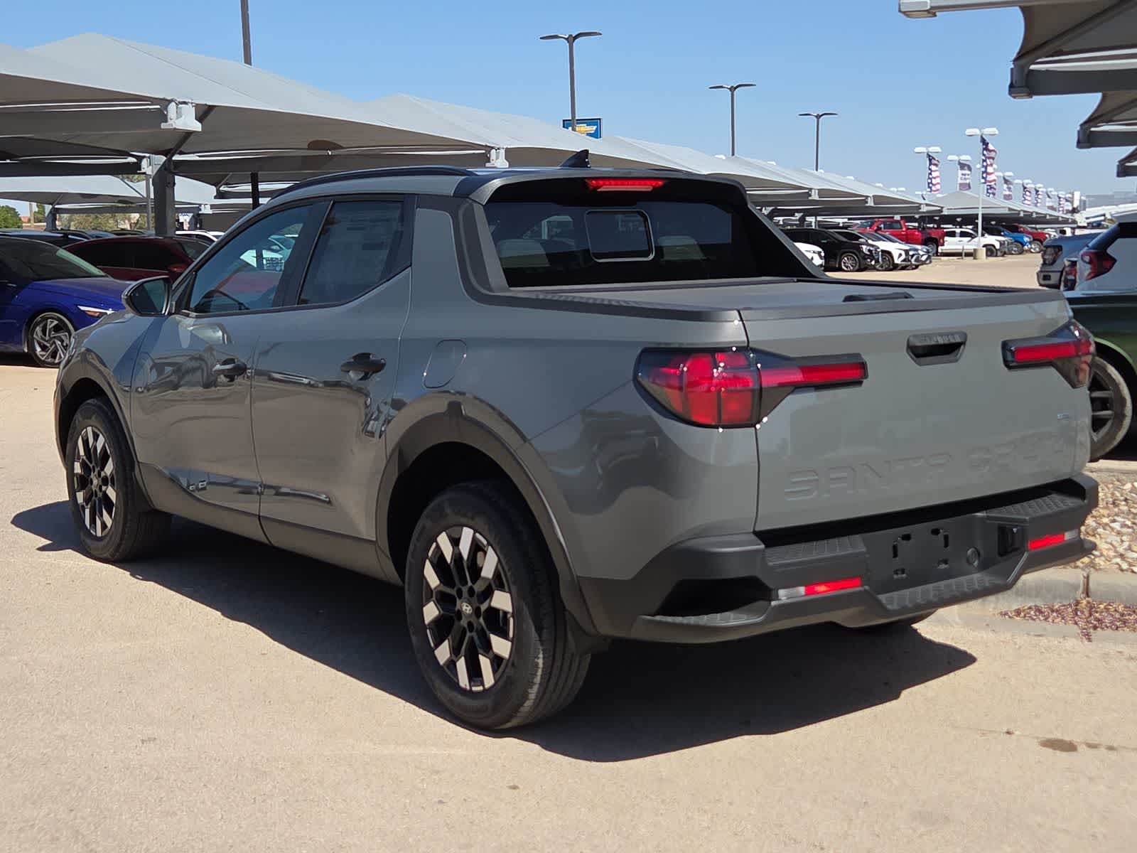 2027 Hyundai SANTA CRUZ SEL Activity