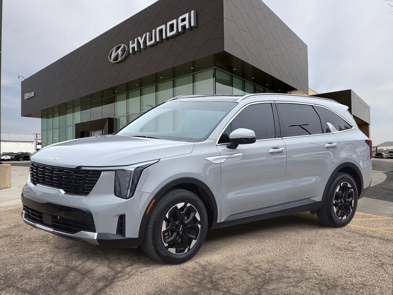 2024 Kia Sorento S AT's photo