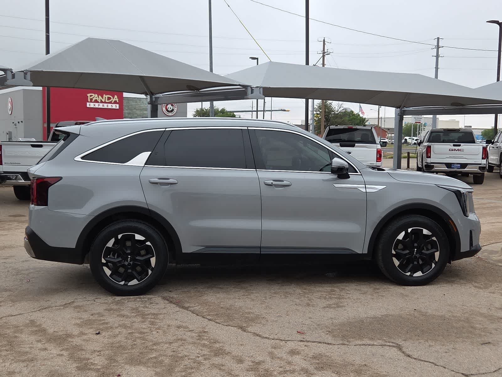 2024 Kia Sorento S