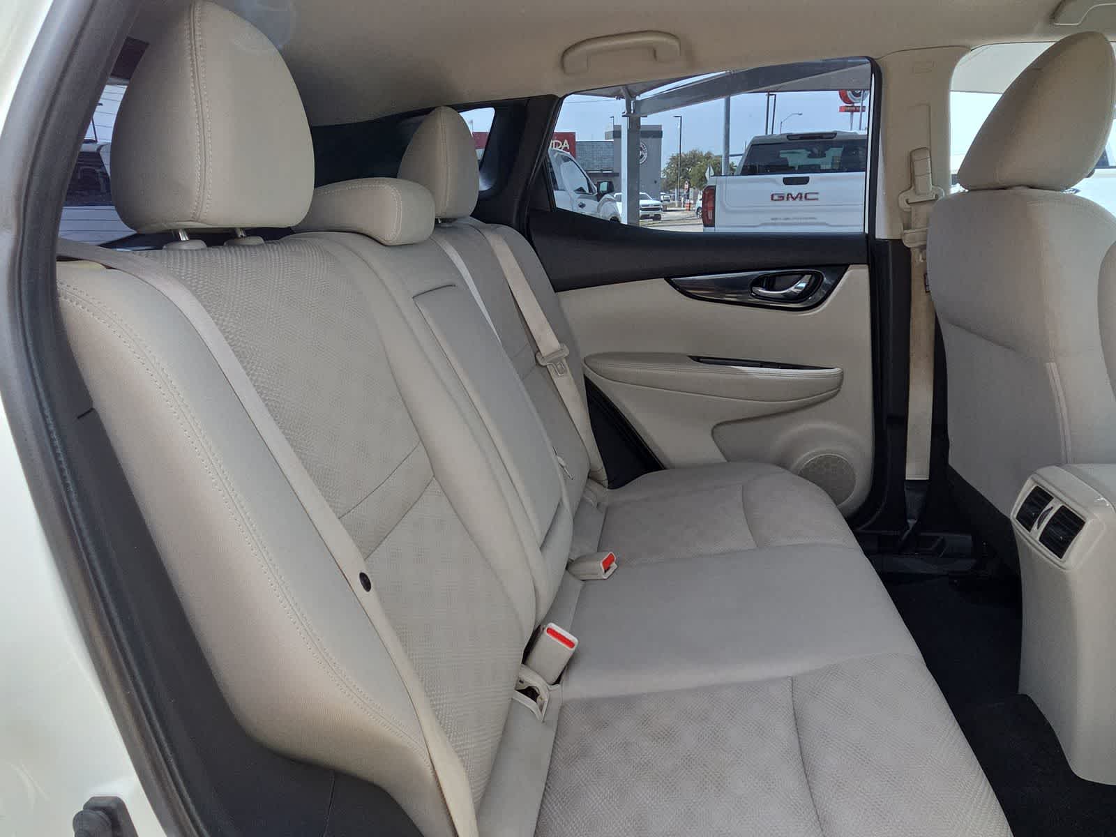 2018 Nissan Rogue Sport SV