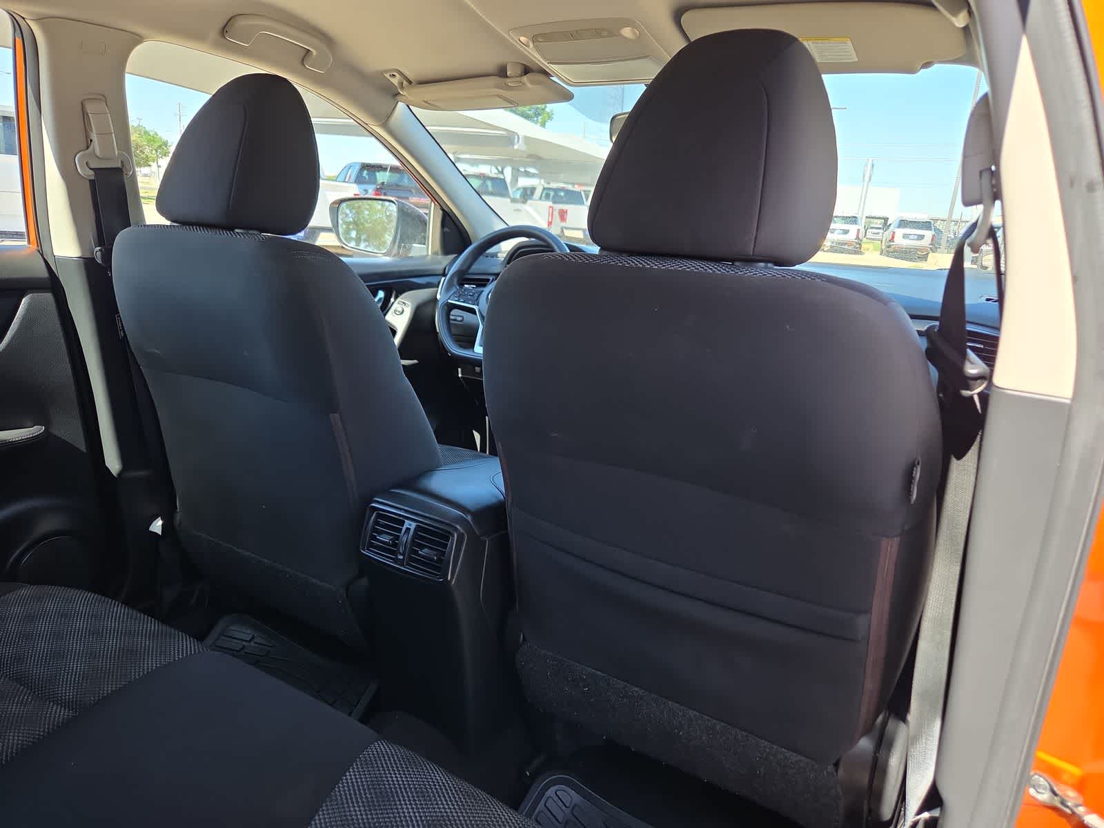 2020 Nissan Rogue Sport SV