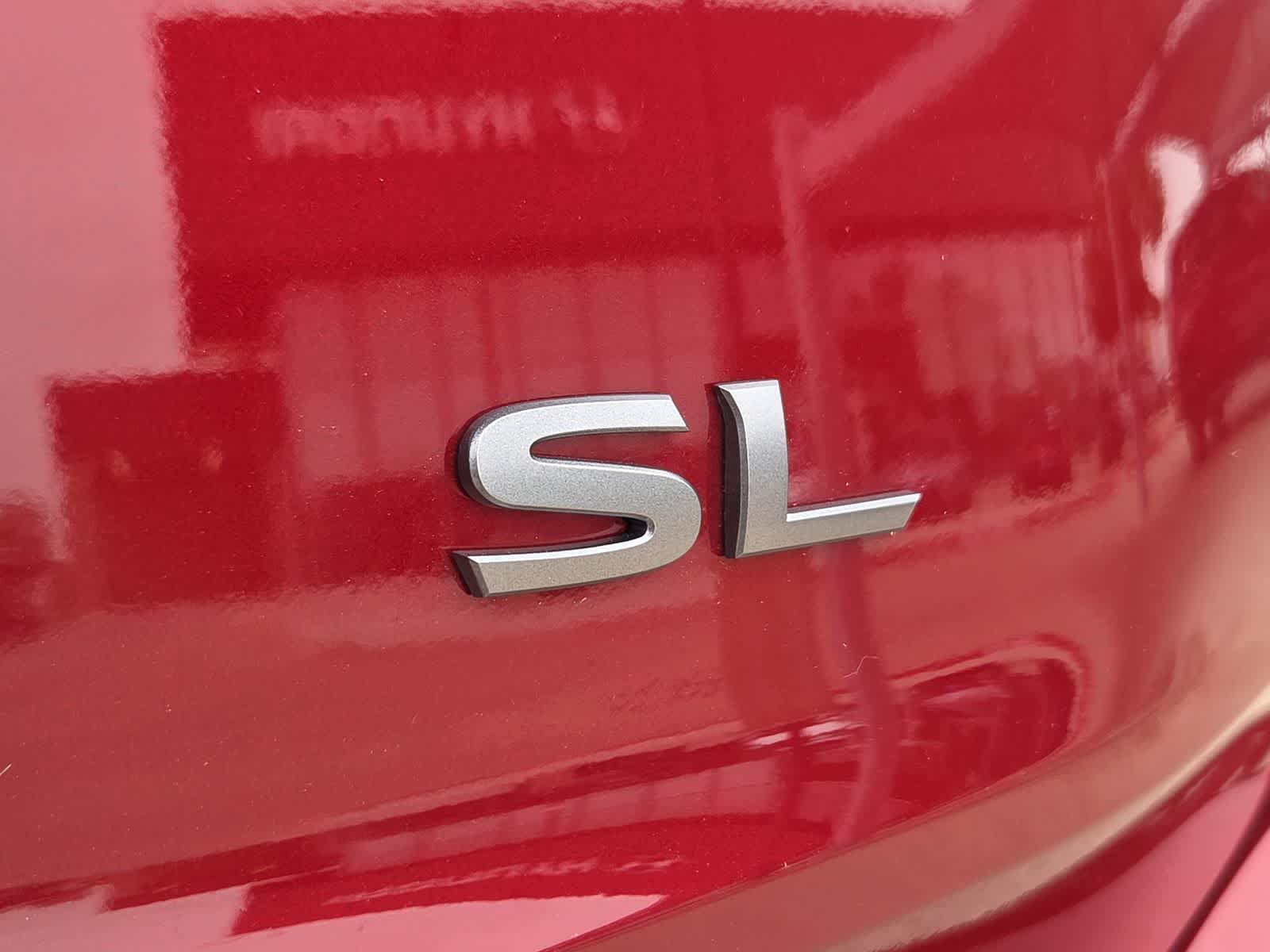 2025 Nissan Rogue SL