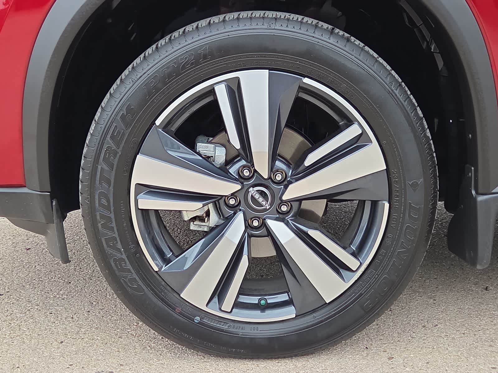 2025 Nissan Rogue SL