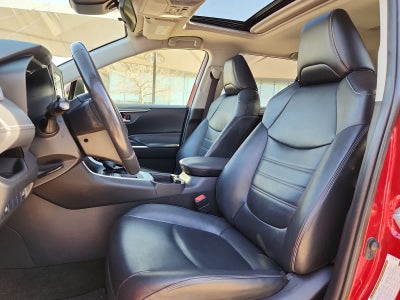 2020 Toyota RAV4 XLE Premium