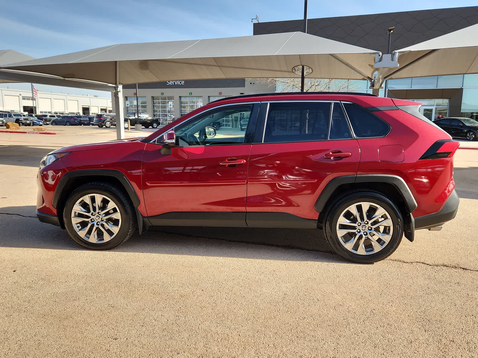 2020 Toyota RAV4 XLE Premium