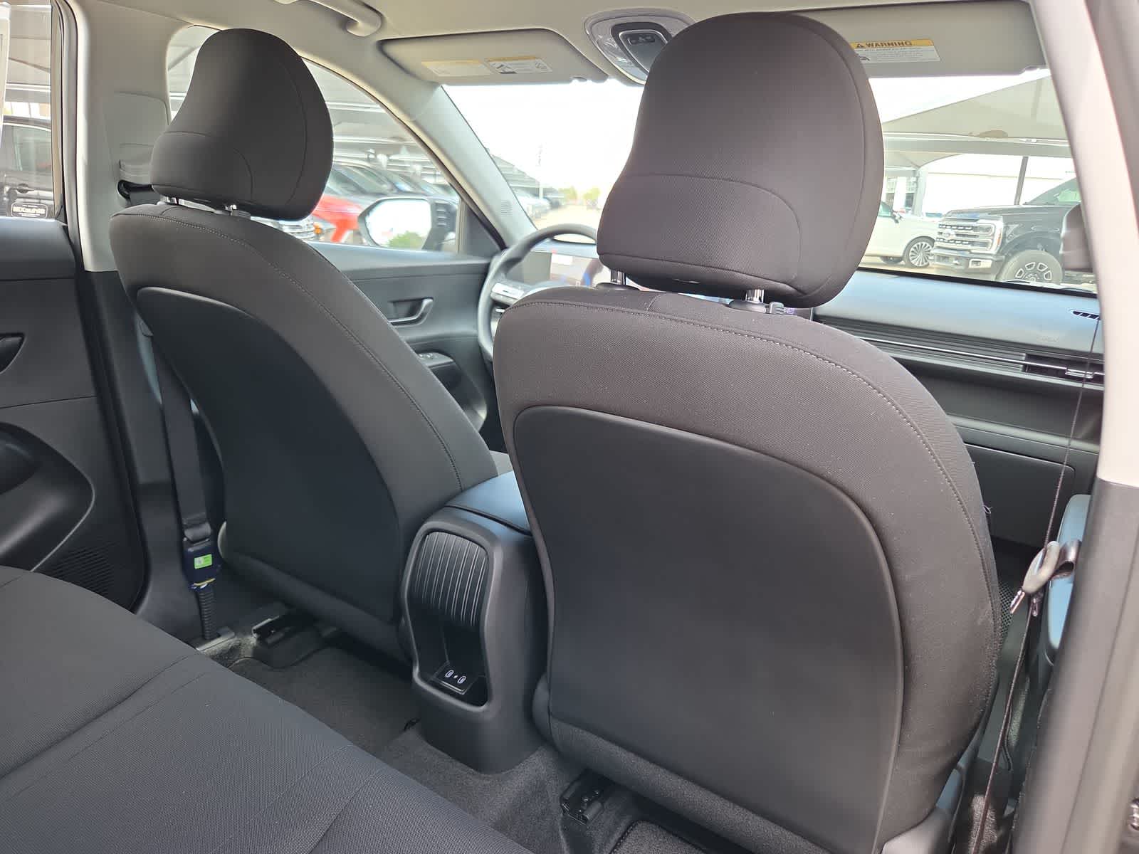 2027 Hyundai KONA SE