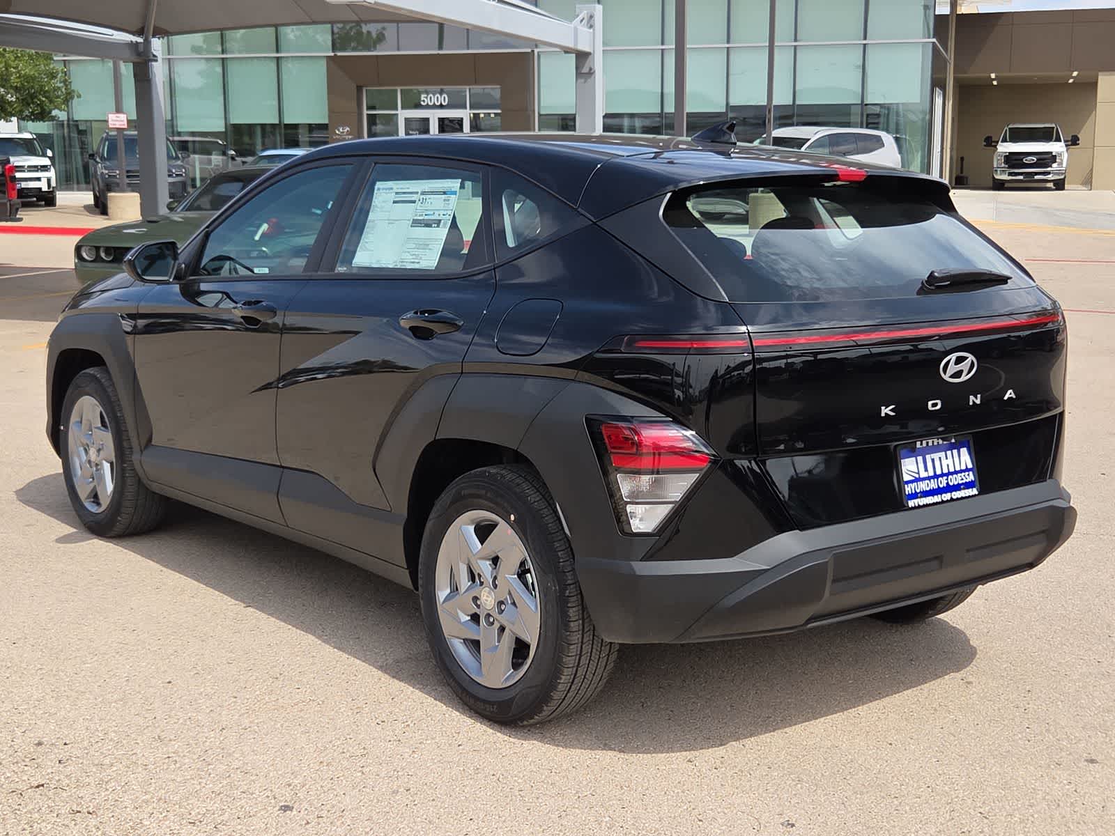 2027 Hyundai KONA SE
